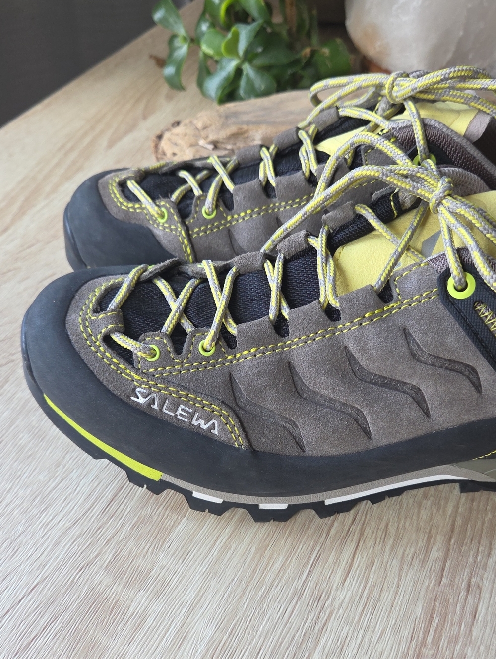 Salewa MS Mountain Trainer Hiking Climbing Shoes - Picture 5 of 12
